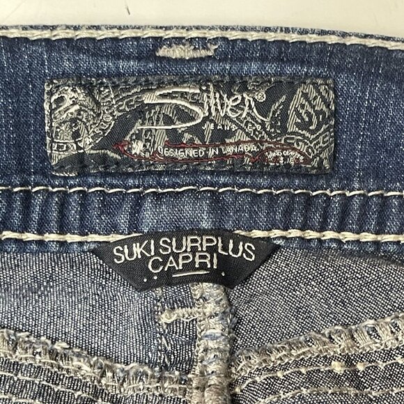 Silver Jeans Womens 28W Blue Suki Surplus Capri Embroidered Flap Pockets Stretch - Picture 10 of 16